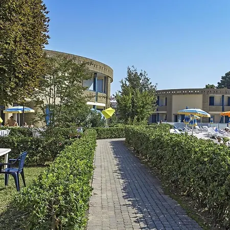 Girasoli Апартаменты *